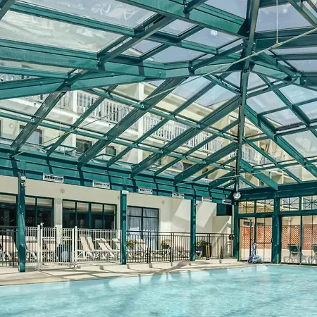 Semesteranläggning (resort) Centre S4p Superior *